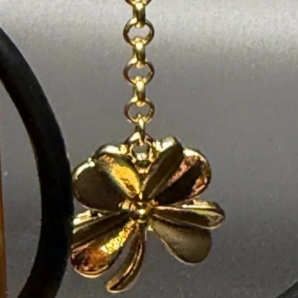 Catwalk Jon - Gold and Black Clover Hoop Earrings - Picture 4 of 4